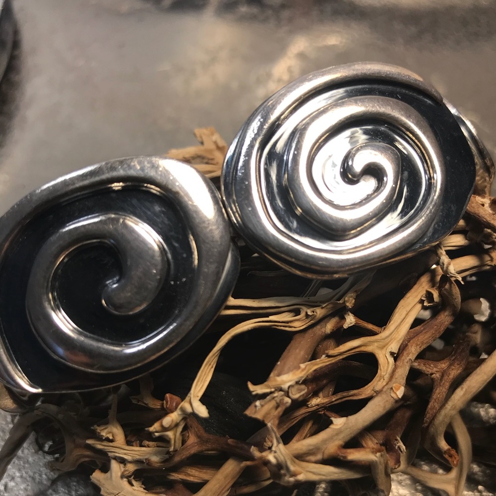 Hard to find sterling bracelet
